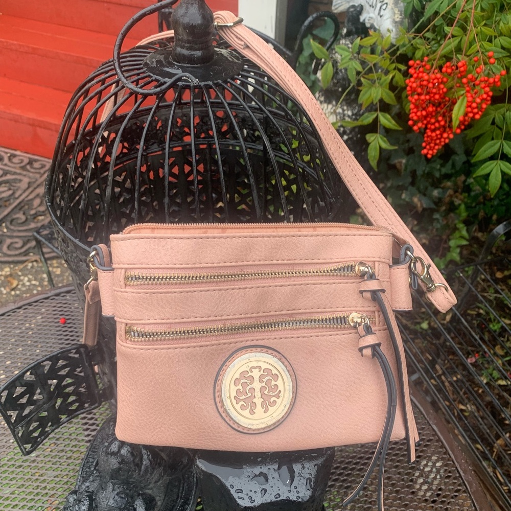 Desain crossbody and Matilda Jane cosmetic bag ,2for the price of one in pink - Picture 7 of 12